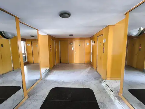 Hidalgo 100, Piso 0