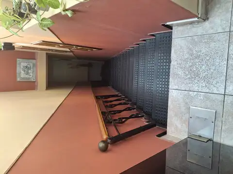 CAMPORA 2000, Piso 1