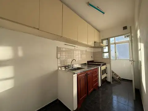 Gobernador Vernet 500