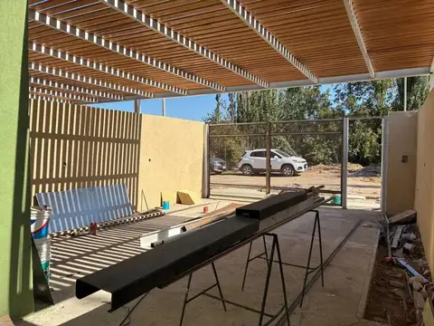 Casa 3 ambientes con 1 baño