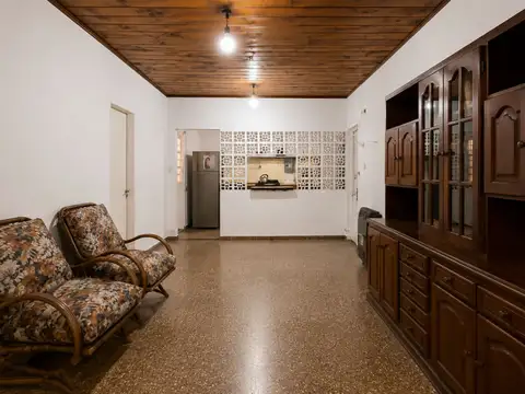 Depto Tipo Casa en Venta de 3 ambientes