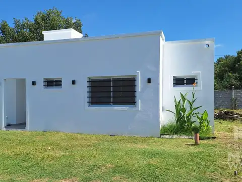 Casa en venta con renta - Ingeniero Maschwitz.
