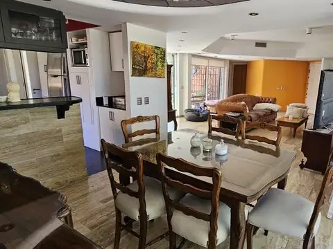 Casa en Venta de 5 dormitorios