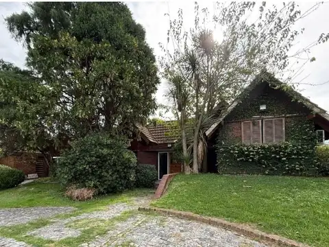 Casa en Venta de 5 dormitorios