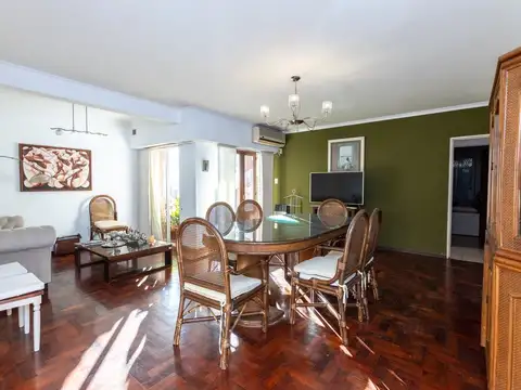 Departamento en Venta con 1 cocheras