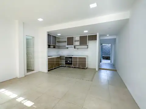 Depto Tipo Casa en Venta de 3 ambientes