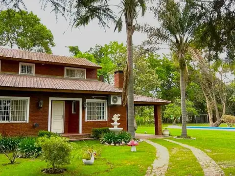 Venta de Casa Quinta en Parque Juralo