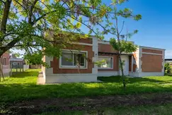 Av. Bartolome Mitre al 400