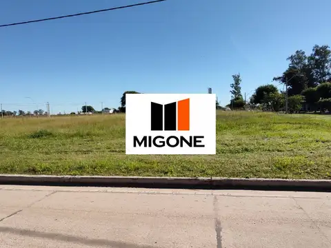 Terreno en Venta en Ángel Gallardo, USD 25.000