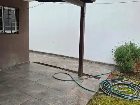 Nvr Oportunidad Venta Casa Con Pileta Jcp 1200