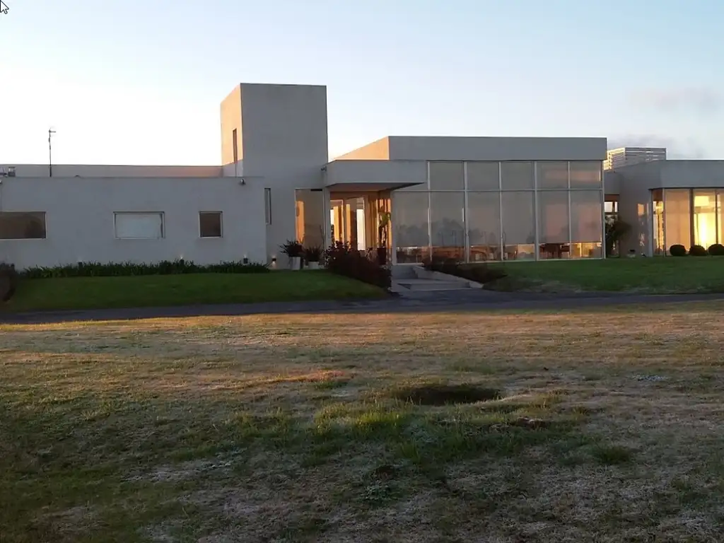 Áreas comunes piscina, gimnasio, club-house, juegos en Horizontes al Sur