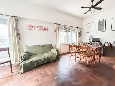 Depto Tipo Casa en Venta de 4 ambientes