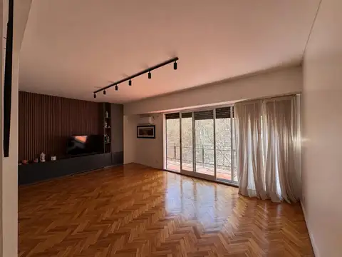 Venta 3 ambientes - belgrano - cochera y baulera- torre con seguridad.