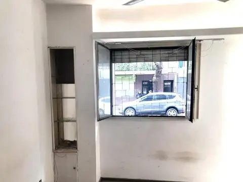 Julian Alvarez 2600, Piso PB