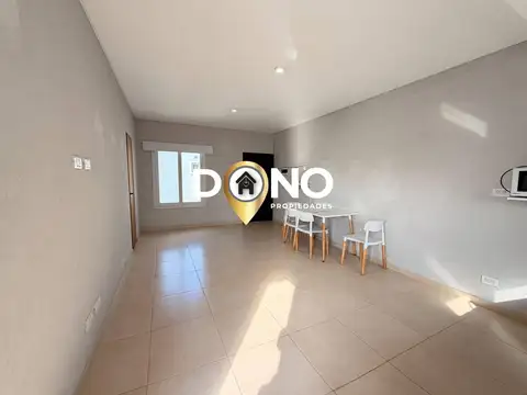Depto Tipo Casa en Venta con 1 cocheras