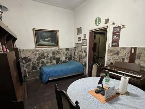 Vivienda con local a reciclar