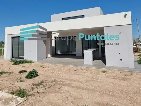 Casa en Venta en Countries y Barrios Cerrados en Esteban Echeverria, USD 135.000