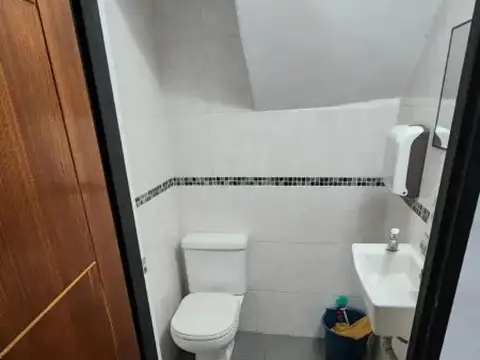 Inclán e/ General Urquiza y 24 de Noviembre