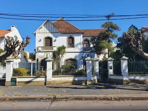 Oficina en Alquiler en Ramos Mejía, $ 3.800.000