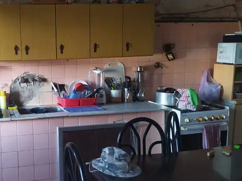 Casa 7 ambientes con 3 baños