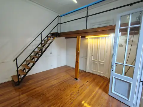 EXCEL OFICINA TODO SOL C/ENTREPISO A MTS DE TRIBUNALES!