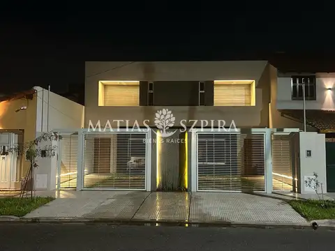 DUPLEX 3 AMBIENTES - 2 DORMITORIOS- CASTELAR  SUR