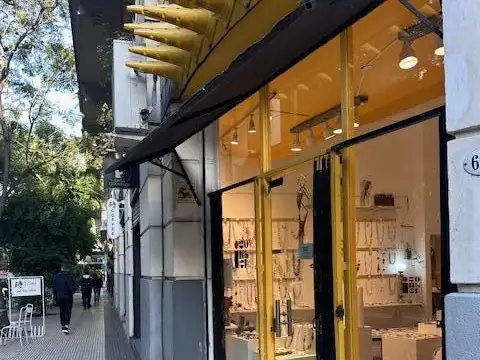 Local en Venta en Centro, USD 210.000