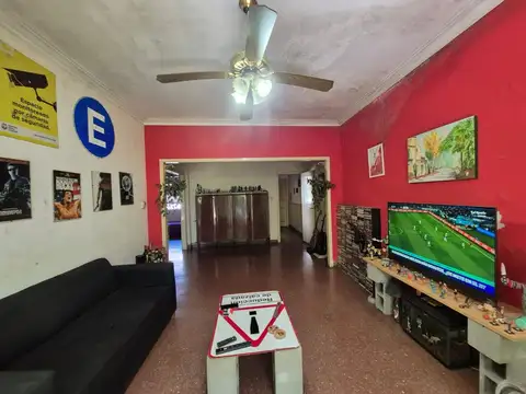 Depto Tipo Casa en Venta 56 años