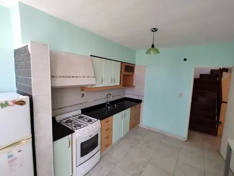 Depto Tipo Casa en Venta con 1 cocheras