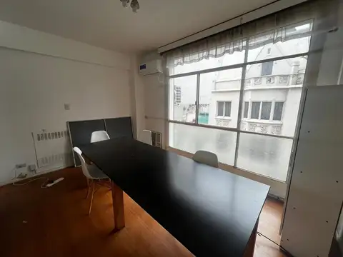 Oficina en Venta en San Nicolás, USD 50.000