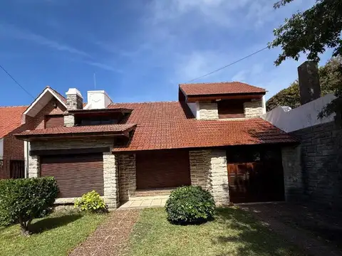 Chalet de 3 ambientes + Dependencia