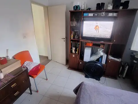 Depto Tipo Casa 5 ambientes con 1 baño
