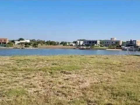 San Sebastian, Area 100