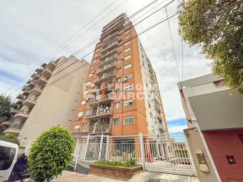 VENTA DEPARTAMENTO DE 2 AMBIENTES CON COCHERA Y AMENITIES