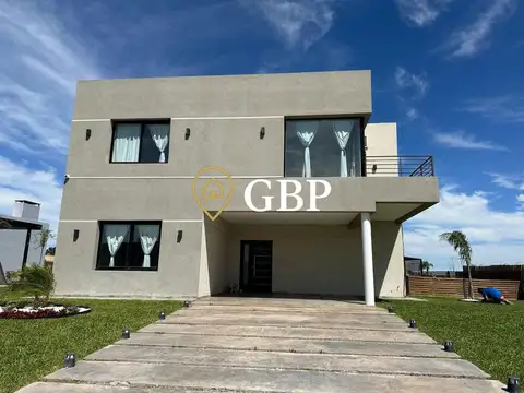 Casa en alquiler en Canning en Barrio Lagos de Canning