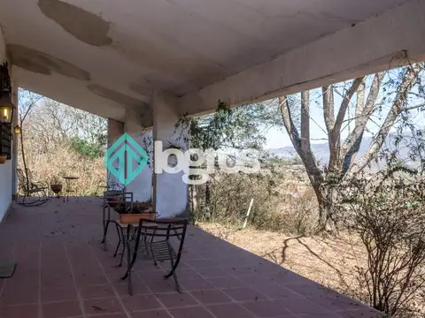 Casa 6 ambientes con 3 baños
