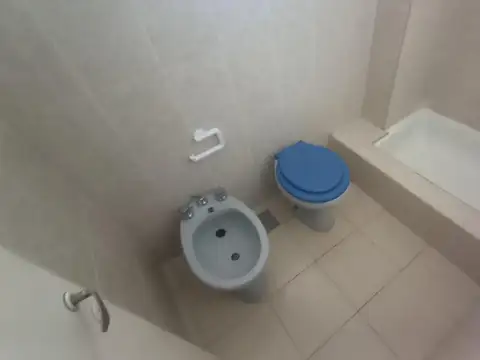 Departamento 4 ambientes con 1 baño