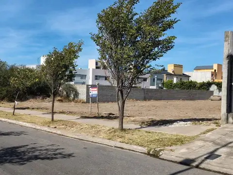 Terreno en Venta en San Fdo del Valle de Catamarca, USD 150.000