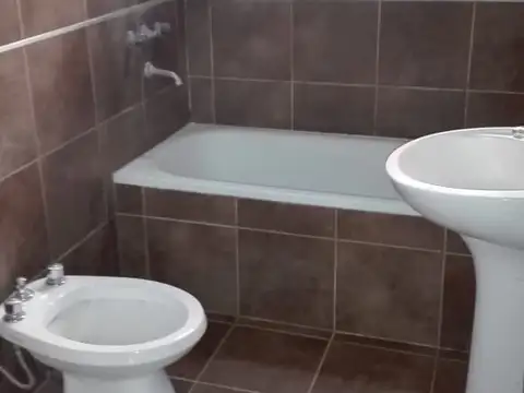 Peirano 100, Piso PB