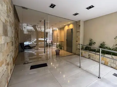 Departamento en venta palier privado 4 ambientes con 2 cocheras cubiertas