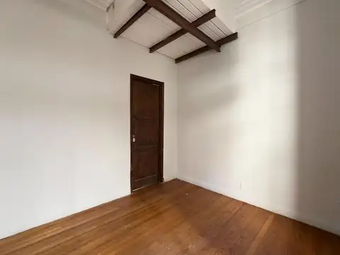 Depto Tipo Casa 4 ambientes con 3 baños