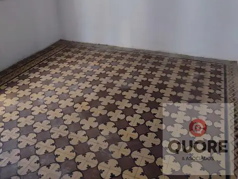 Se alquila local comercial