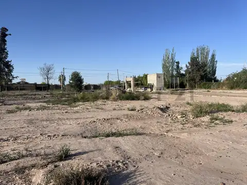 Terreno en Venta 25  mts Fondo