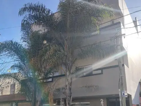 Florencio Varela 2381 , Piso 2