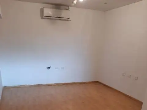 Casa en Venta en Mataderos, USD 300.000