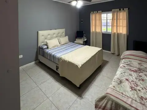 Casa 2hab, cochera y quincho