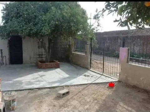 SE VENDE CASA B° JOSE IGNACIO DIAZ 1° SECC