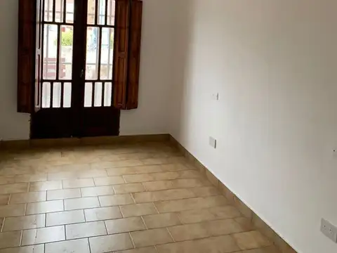 EN VENTA LOCAL+DPTO BV ITALIA Y NAC.UNIDAS V.MARIA