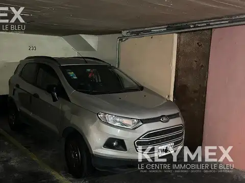 Cochera en Barrio Balvanera. Muy comoda y bien ubicada. Barrio muy comercial. Oportunidad!