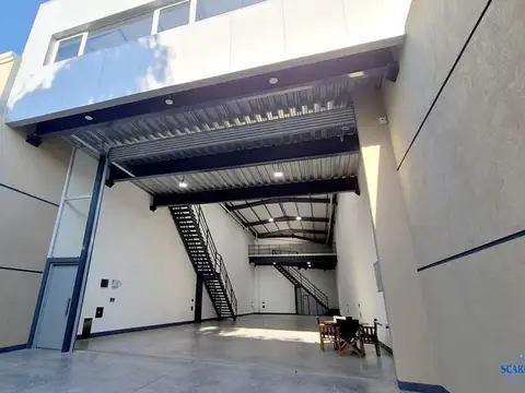 Galpon en Venta en Villa Lynch, USD 490.000